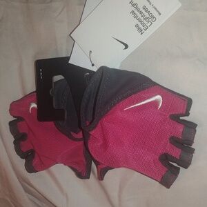 Nike Gloves